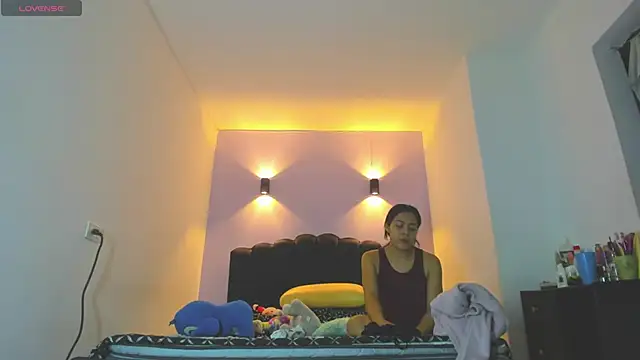 Sofia Clauss  online show from April 15, 4:30 am