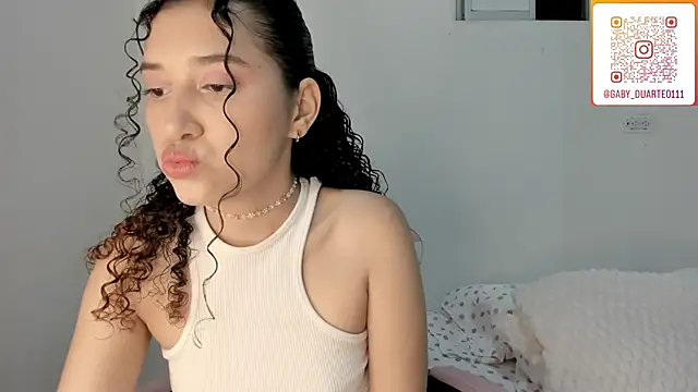 Snapshot of gabriela_duarte1 chatting on May 20, 11:55 pm gabriela duarte1 online show from May 20, 11:55 pm