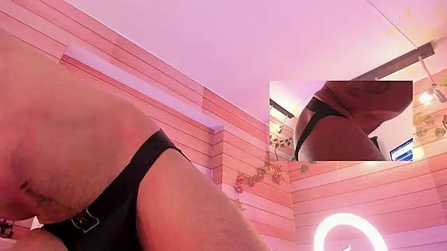 Snapshot of Tom_cooper_ chatting on February 16, 4:10 pm Tom cooper online show from February 16, 4:10 pm