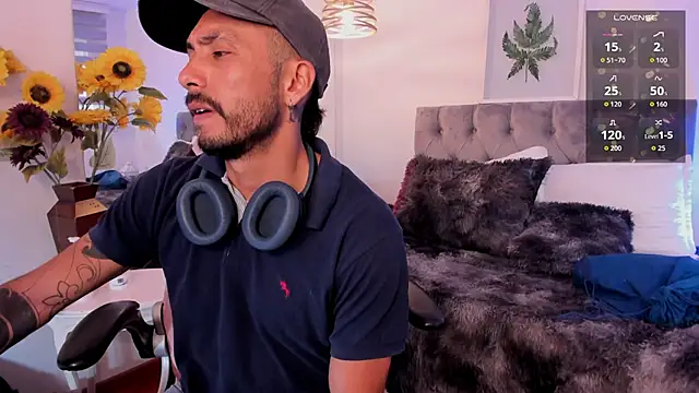 Snapshot of Tom_cooper_ chatting on September 25, 12:09 pm Tom cooper online show from September 25, 12:09 pm