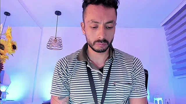 Snapshot of Tom_cooper_ chatting on October 3, 12:13 pm Tom cooper online show from October 3, 12:13 pm