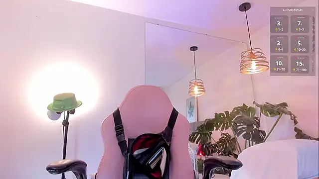 Snapshot of Tom_cooper_ chatting on November 13, 12:15 pm Tom cooper online show from November 13, 12:15 pm