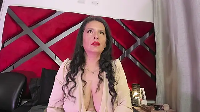 Kendra-Foxxy online show from June 1, 1:07 am