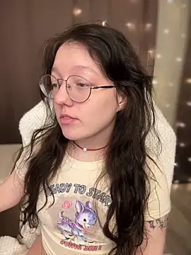 emigooflordXD online show from December 28, 6:39 am