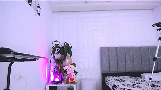 nataly red online show from February 27, 6:53 pm