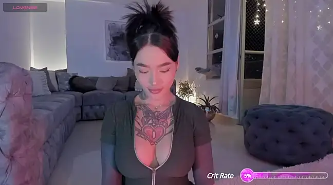 Snapshot of vangie_ chatting on December 13, 11:28 pm vangie online show from December 13, 11:28 pm