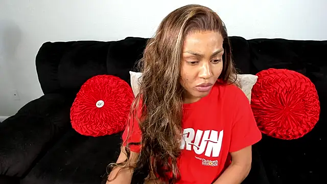 yiauana online show from February 28, 9:12 pm