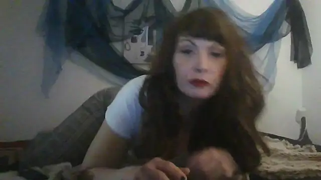 HeyyImHarlowe online show from February 15, 10:31 pm