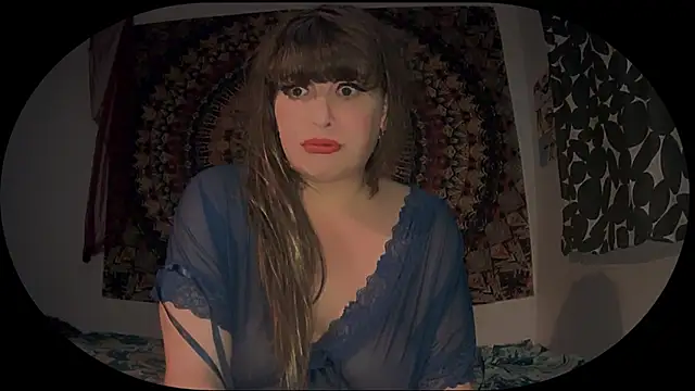 Snapshot of HeyyImHarlowe chatting on February 13, 5:14 am HeyyImHarlowe online show from February 13, 5:14 am