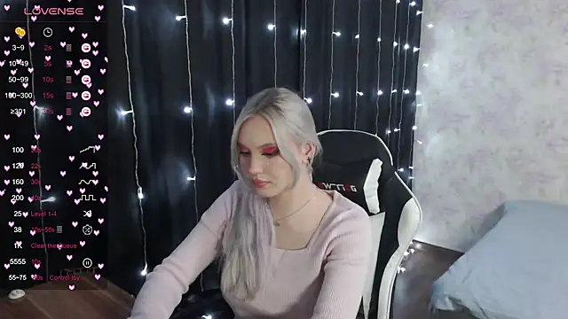 Snapshot of VikaPowers chatting on January 15, 5:47 pm VikaPowers online show from January 15, 5:47 pm