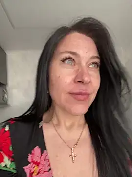 CuteNata online show from April 14, 1:06 pm