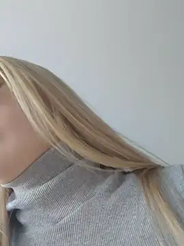 Snapshot of Little_Forest_ELF chatting on February 27, 6:07 am Little Forest ELF online show from February 27, 6:07 am