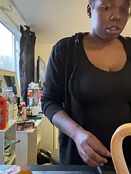 Bali baddie x online show from February 6, 4:58 pm