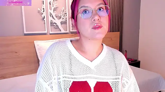 sweet--emily online show from December 16, 3:55 am