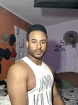 Negroricobaby online show from February 26, 3:32 am