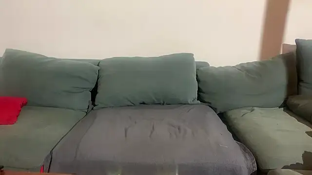 Snapshot of devote_schlampe00 chatting on November 10, 1:48 am devote schlampe00 online show from November 10, 1:48 am