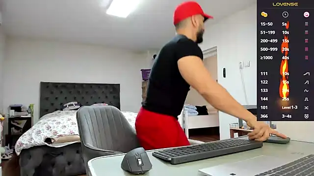 supermanboy94 online show from February 12, 7:03 am