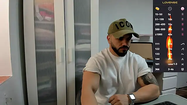 supermanboy94 online show from March 11, 6:30 am