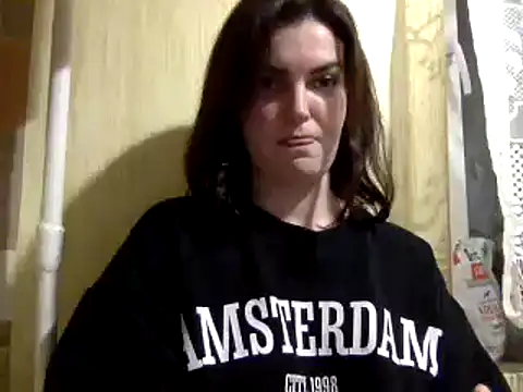 Snapshot of Karolina_llove chatting on December 2, 4:31 pm Karolina llove online show from December 2, 4:31 pm