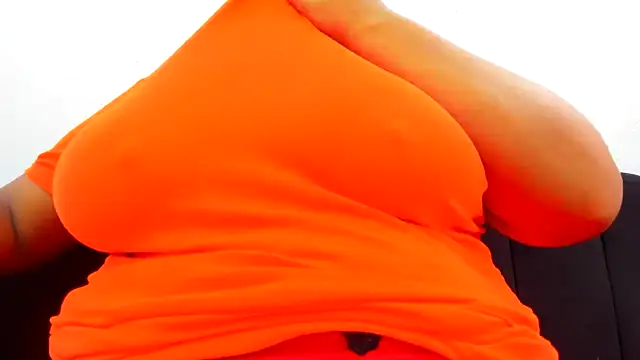 Kika teem online show from October 2, 6:15 pm