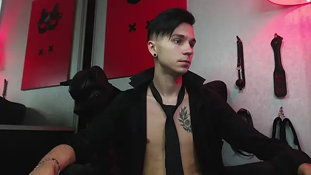 Snapshot of Joseph__Quinn chatting on January 23, 11:37 am Joseph Quinn online show from January 23, 11:37 am