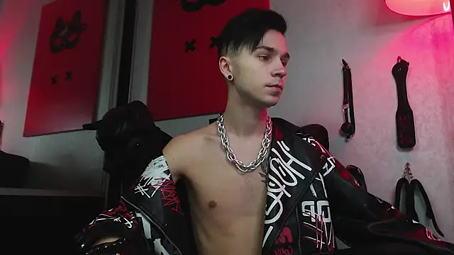 Snapshot of Joseph__Quinn chatting on January 24, 10:53 am Joseph Quinn online show from January 24, 10:53 am