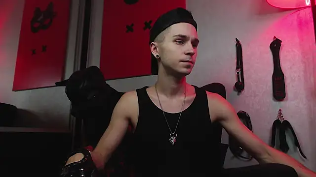 Snapshot of Joseph__Quinn chatting on January 24, 9:05 pm Joseph Quinn online show from January 24, 9:05 pm