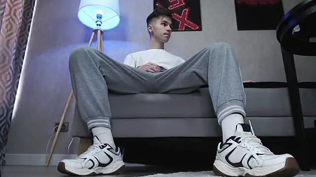 Snapshot of Joseph__Quinn chatting on November 12, 5:19 am Joseph Quinn online show from November 12, 5:19 am