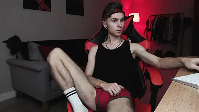 Snapshot of Joseph__Quinn chatting on November 15, 4:54 am Joseph Quinn online show from November 15, 4:54 am