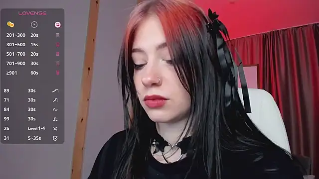 arielabradberry online show from December 11, 2:11 pm