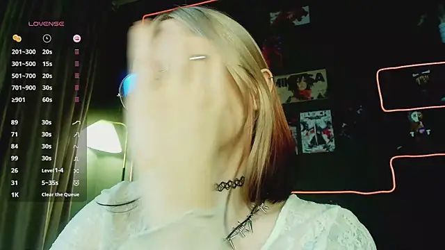 arielabradberry online show from February 10, 2:21 pm