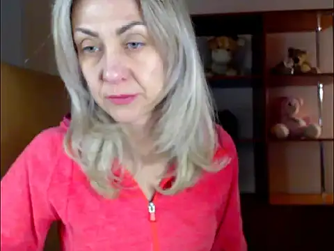 Snapshot of Tanya6547 chatting on March 2, 8:27 am Tanya6547 online show from March 2, 8:27 am