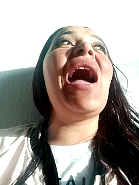 jessamond online show from March 19, 10:25 pm