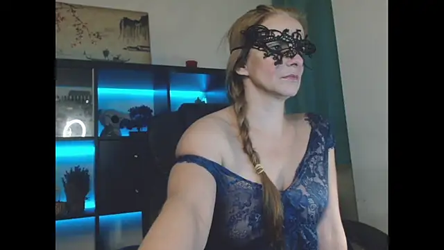 Snapshot of hadaazul99 chatting on January 8, 12:26 pm hadaazul99 online show from January 8, 12:26 pm