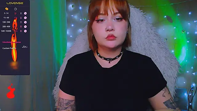 Snapshot of lala_loulou_land chatting on January 17, 10:24 pm lala loulou land online show from January 17, 10:24 pm