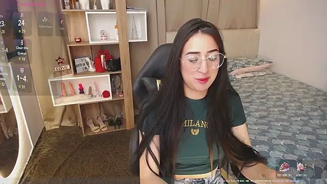 Snapshot of Imkitty-Horny chatting on January 5, 3:53 am Imkitty-Horny online show from January 5, 3:53 am