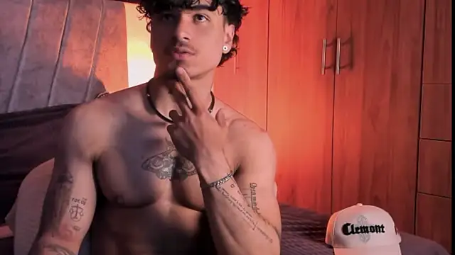 Thomas Fit1 online show from September 21, 11:39 pm