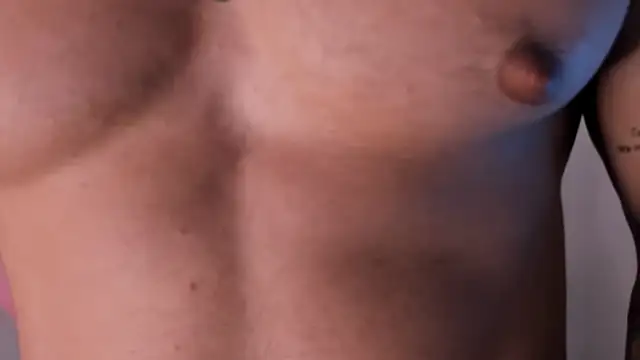Snapshot of Thomas_Fit1 chatting on June 21, 10:45 pm Thomas Fit1 online show from June 21, 10:45 pm