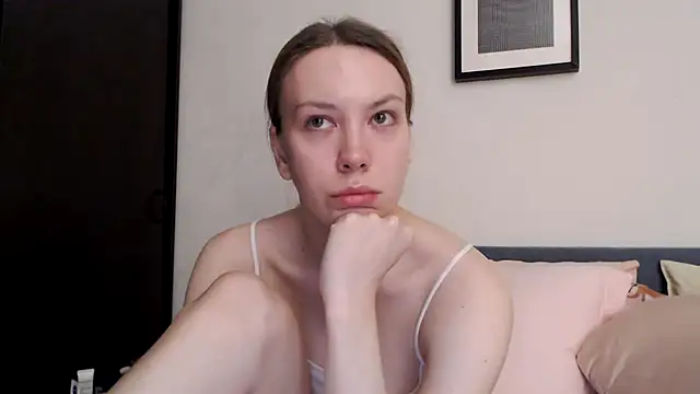 Snapshot of Scarlettford chatting on November 12, 4:51 pm Scarlettford online show from November 12, 4:51 pm