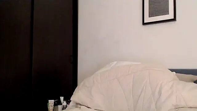 Snapshot of Scarlettford chatting on November 17, 3:29 pm Scarlettford online show from November 17, 3:29 pm