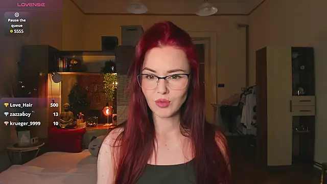 Snapshot of Sargonium999 chatting on December 26, 8:32 pm Sargonium999 online show from December 26, 8:32 pm