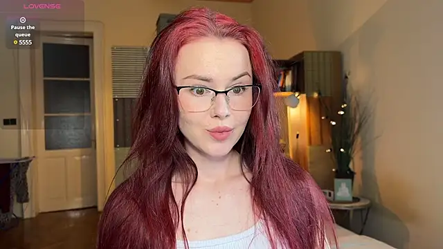 Snapshot of Sargonium999 chatting on January 19, 9:55 pm Sargonium999 online show from January 19, 9:55 pm