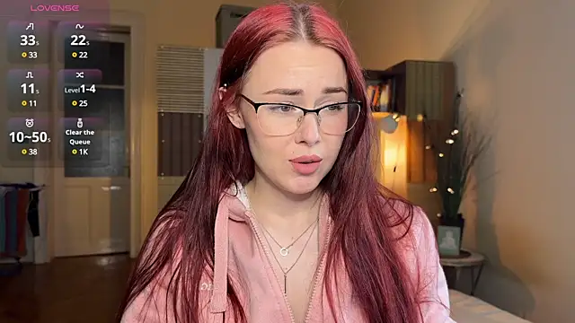 Snapshot of Sargonium999 chatting on February 1, 7:23 pm Sargonium999 online show from February 1, 7:23 pm