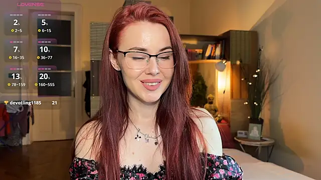 Snapshot of Sargonium999 chatting on February 15, 11:14 pm Sargonium999 online show from February 15, 11:14 pm