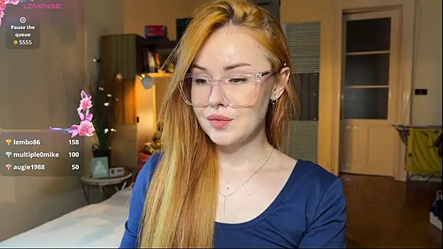 Snapshot of Sargonium999 chatting on November 3, 7:48 pm Sargonium999 online show from November 3, 7:48 pm