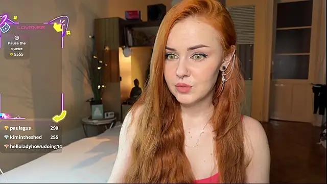 Snapshot of Sargonium999 chatting on November 29, 7:39 pm Sargonium999 online show from November 29, 7:39 pm