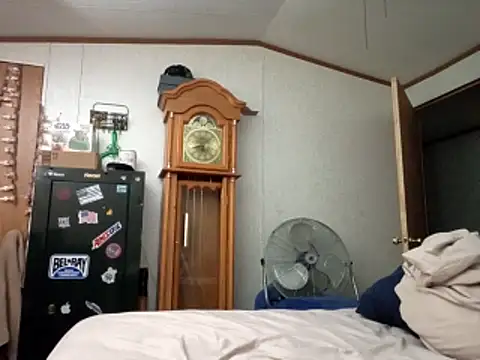 Xoc8  online show from March 9, 3:27 pm