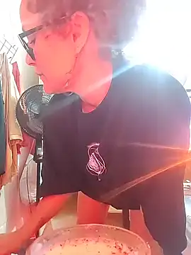 SelenaHouston online show from February 17, 4:20 am