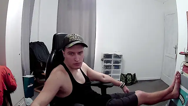 PKrisztian online show from March 22, 4:32 pm