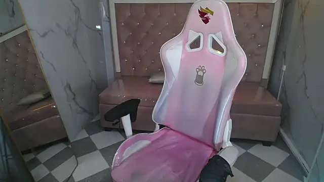 skeler lovd b  online show from March 31, 12:56 am